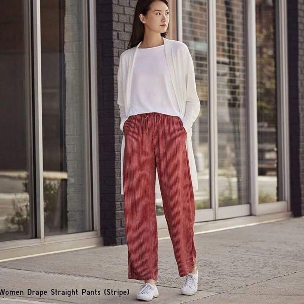 Uniqlo Drape Straight Pants red M - NWT